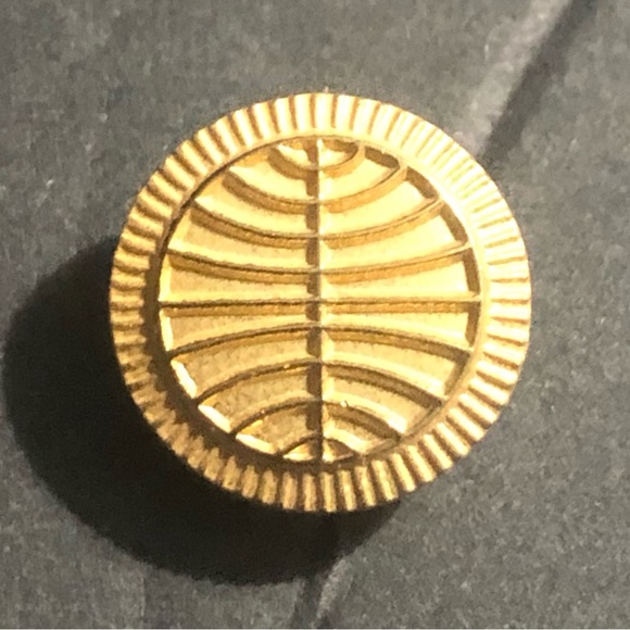 Pan Am Airlines Logo Co-Pilot PILOT Captain Co-Captain Lapel Pin Tie Tack NOS - Picture 1 of 8